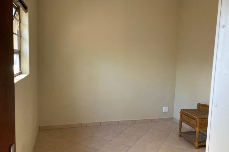 To Let 2 Bedroom Property for Rent in Selborne Eastern Cape